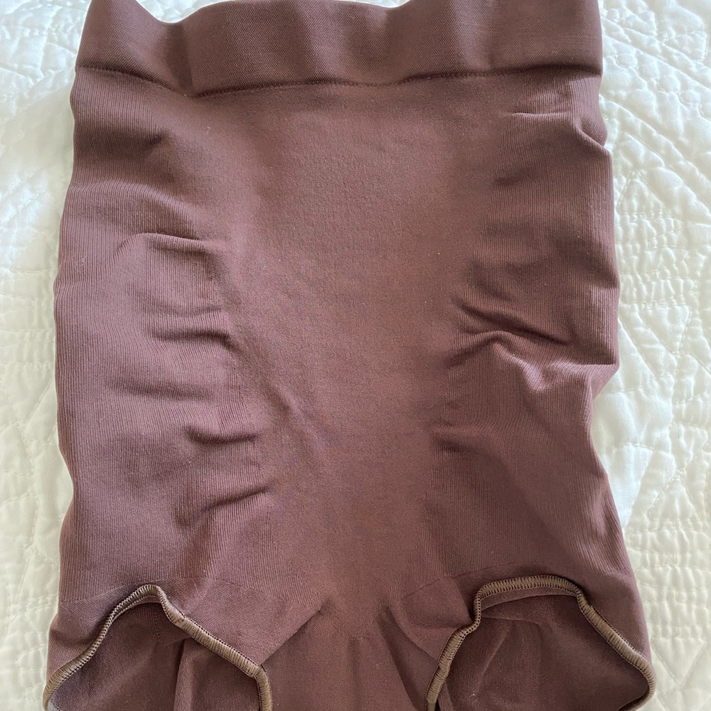 SKIMS High Waisted Bonded Brief